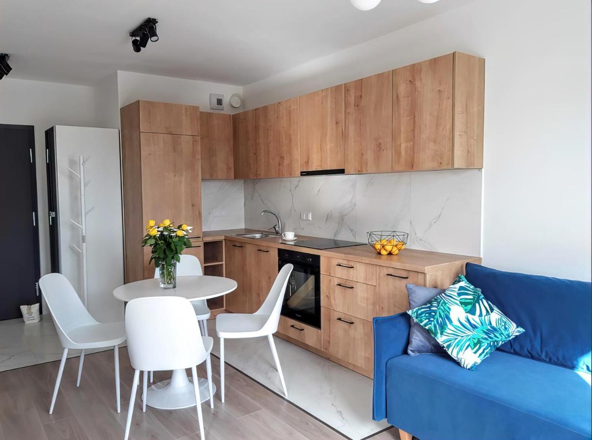 Apartamenty Fuzja - Komfortowe Mieszkania Blisko Centrum Lodzi Garaz Exterior foto