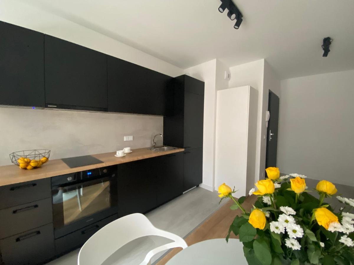 Apartamenty Fuzja - Komfortowe Mieszkania Blisko Centrum Lodzi Garaz Exterior foto