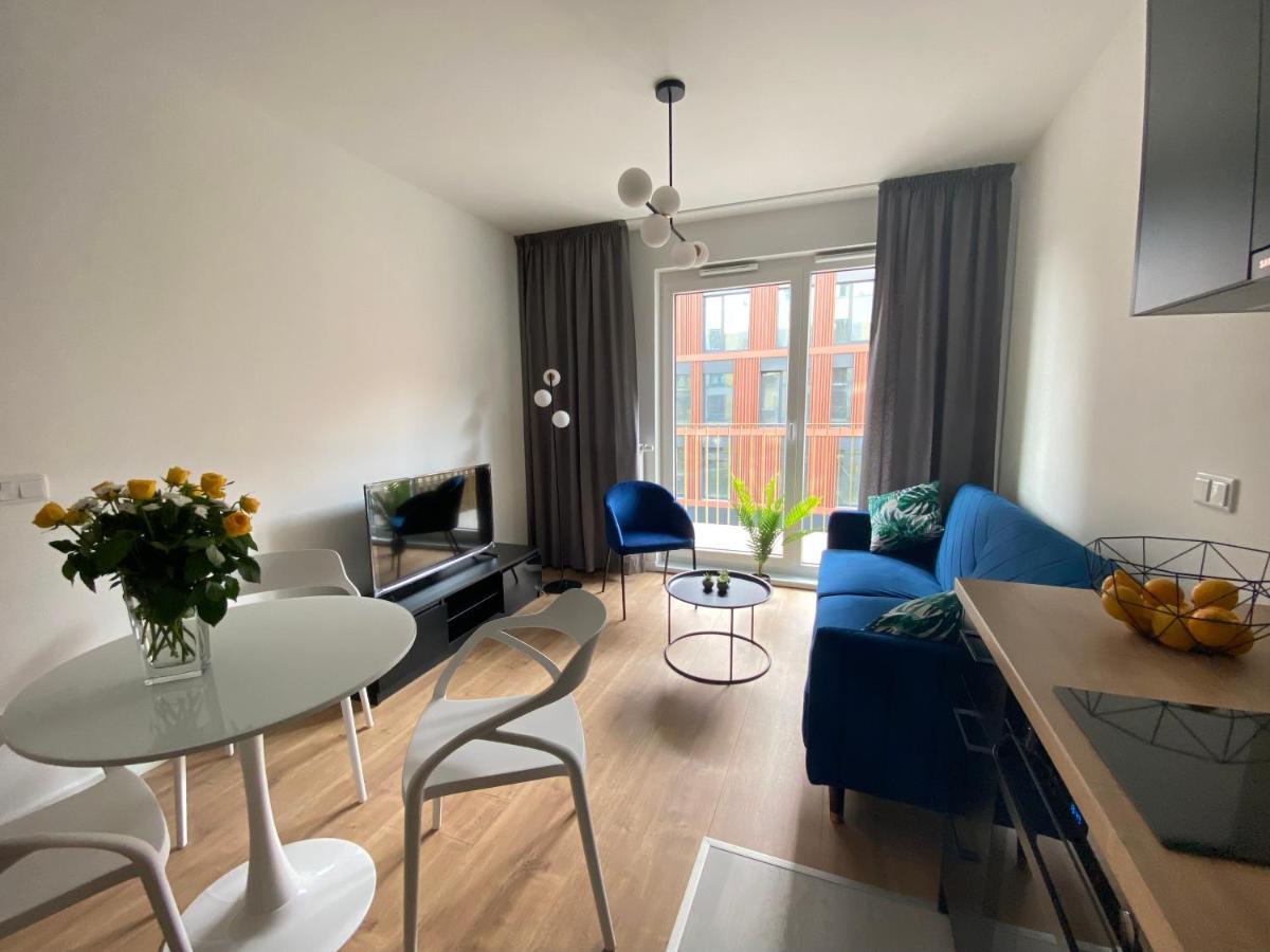 Apartamenty Fuzja - Komfortowe Mieszkania Blisko Centrum Lodzi Garaz Exterior foto