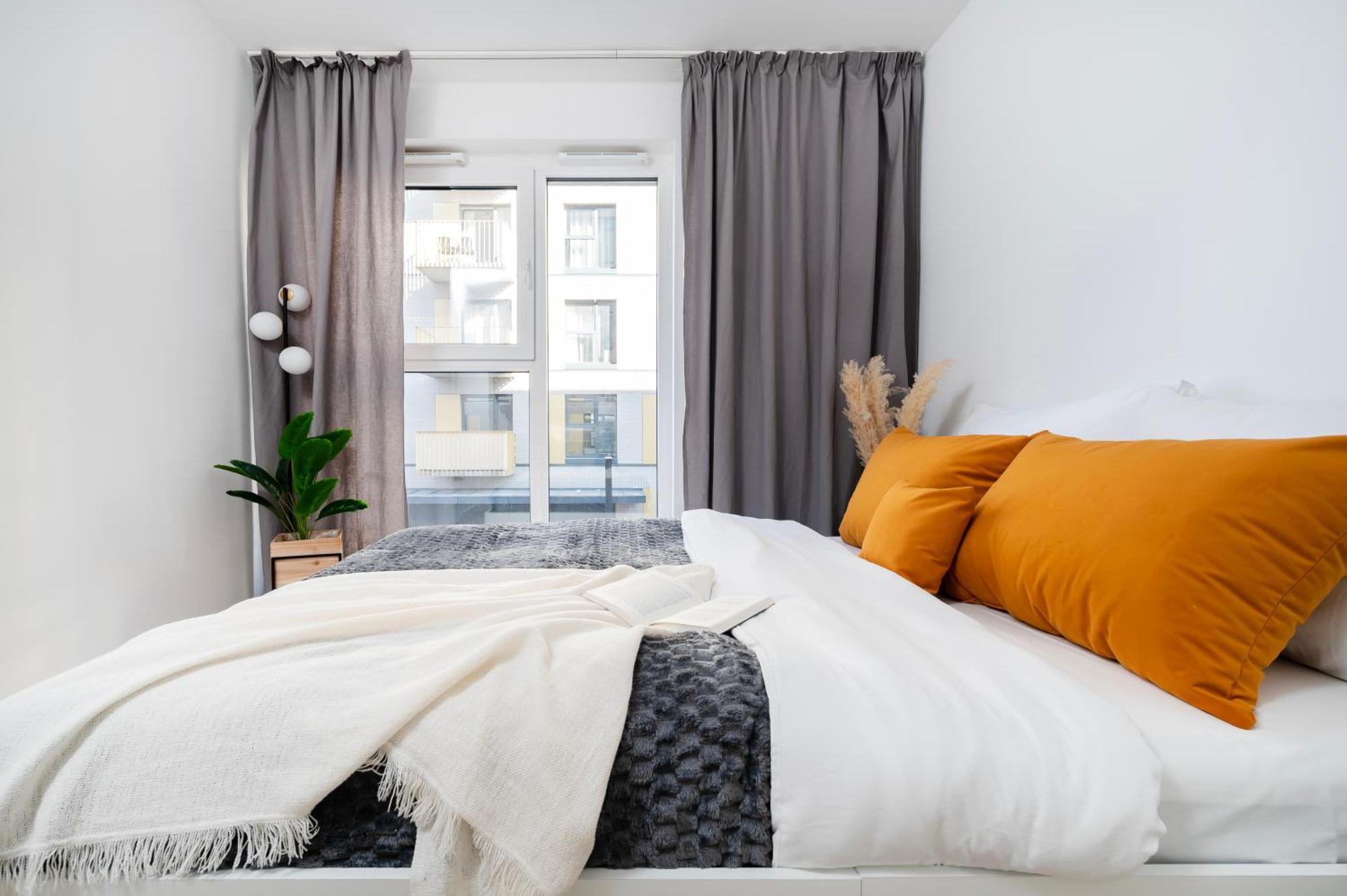 Apartamenty Fuzja - Komfortowe Mieszkania Blisko Centrum Lodzi Garaz Exterior foto