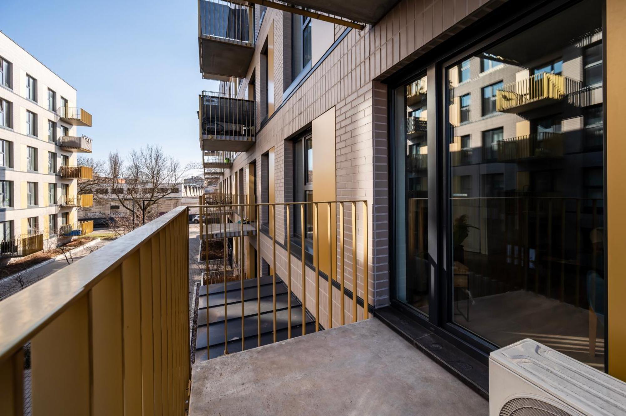 Apartamenty Fuzja - Komfortowe Mieszkania Blisko Centrum Lodzi Garaz Exterior foto